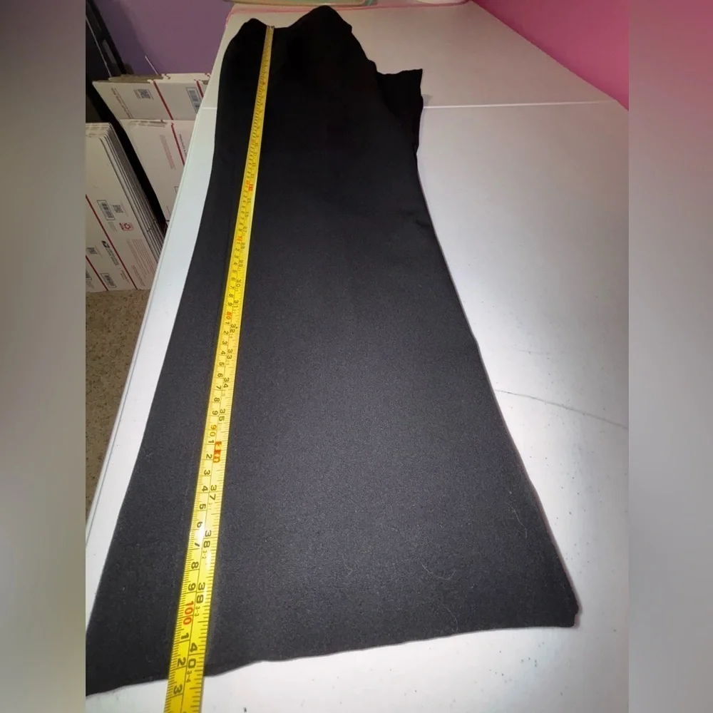 Larry Levine Black Women's Trousers